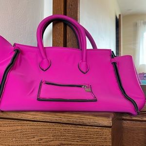 Hot pink Savemybag from Italy.
